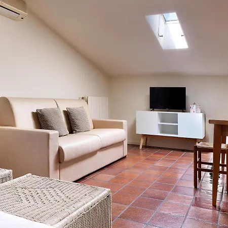 Lejlighedshotel Il Melograno Manerba del Garda
