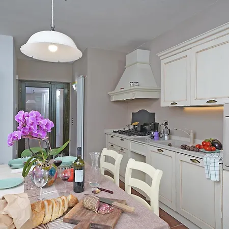 Lejlighedshotel Il Melograno Manerba del Garda