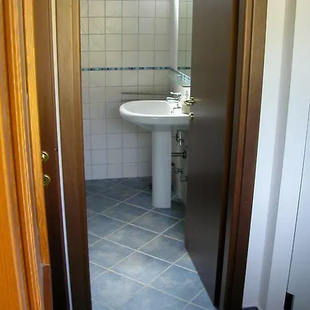 La Romantica Pool And Garden House Aparthotel 4*